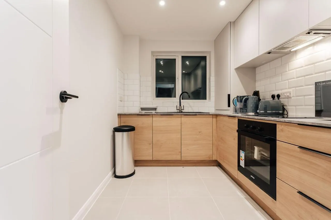 Modern Peaceful Flat In Town Apartment Bournemouth
