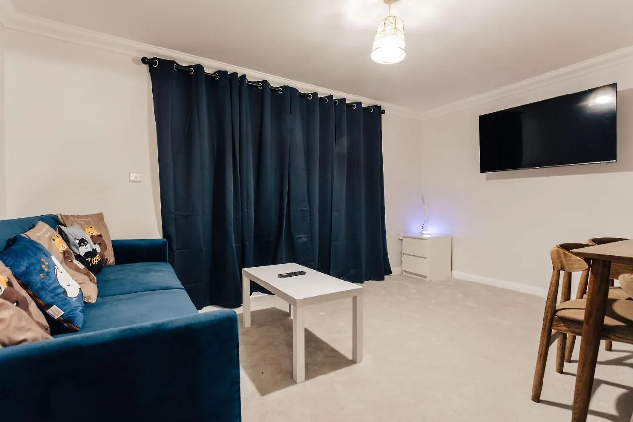 Modern Peaceful Flat In Town Apartment Bournemouth